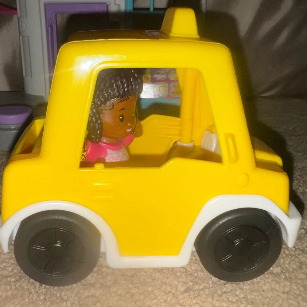Fisher-Price‎ Little People Barbie Cafe Set